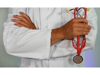 В Госдуме обсудили возможность лечения онкопациентов в амбулаторных условиях за счет ОМС 